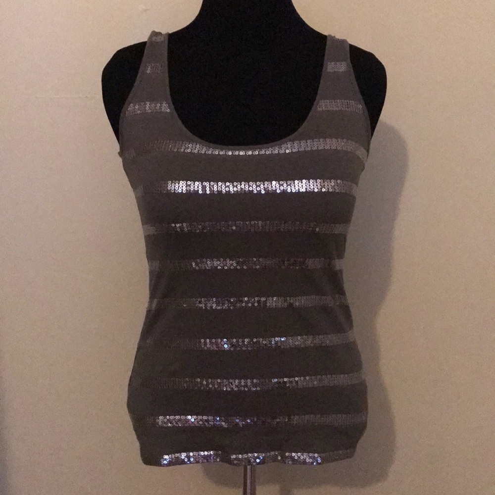 M. Gray sequence tank top